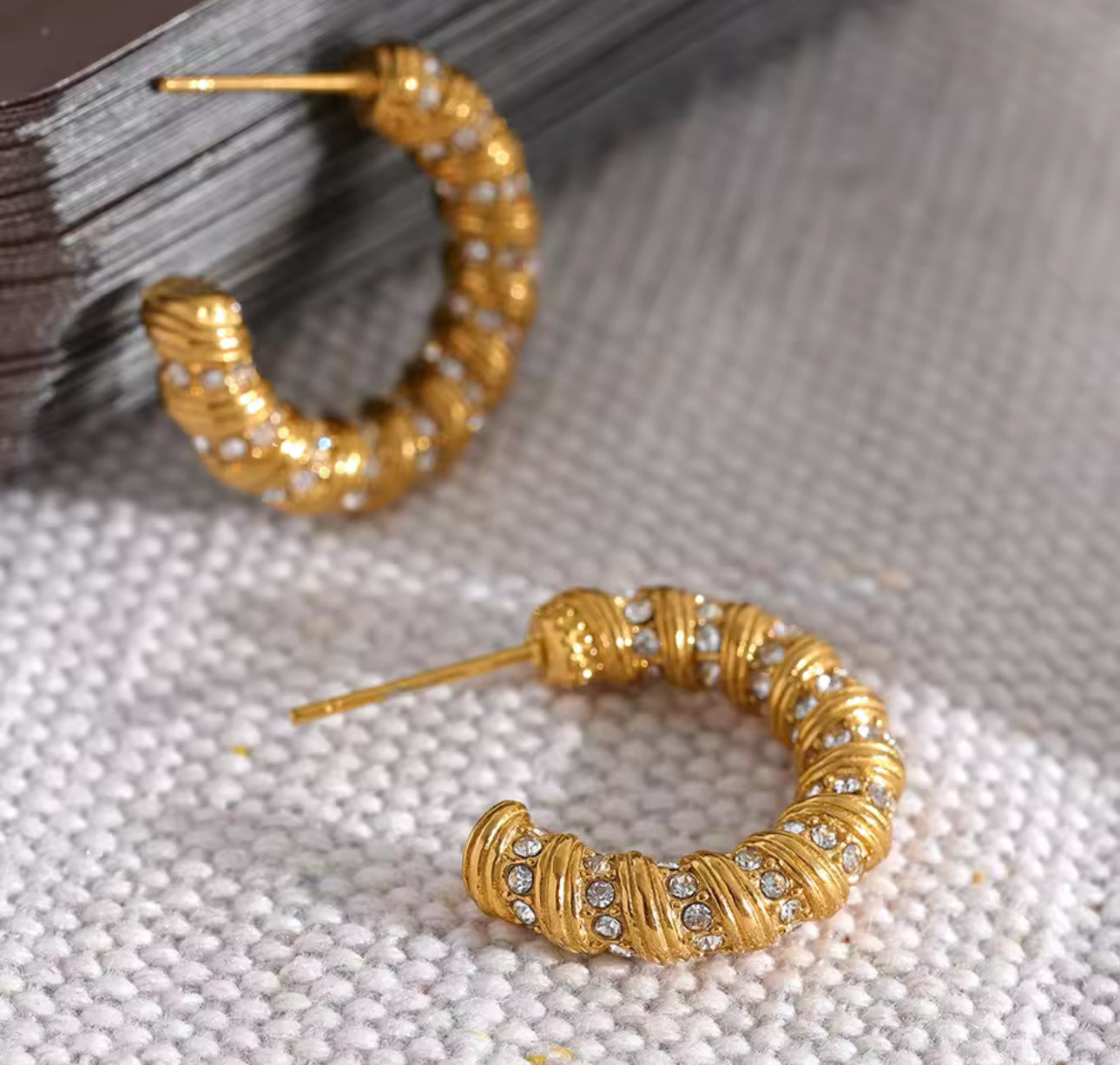 Buttercurl hoops